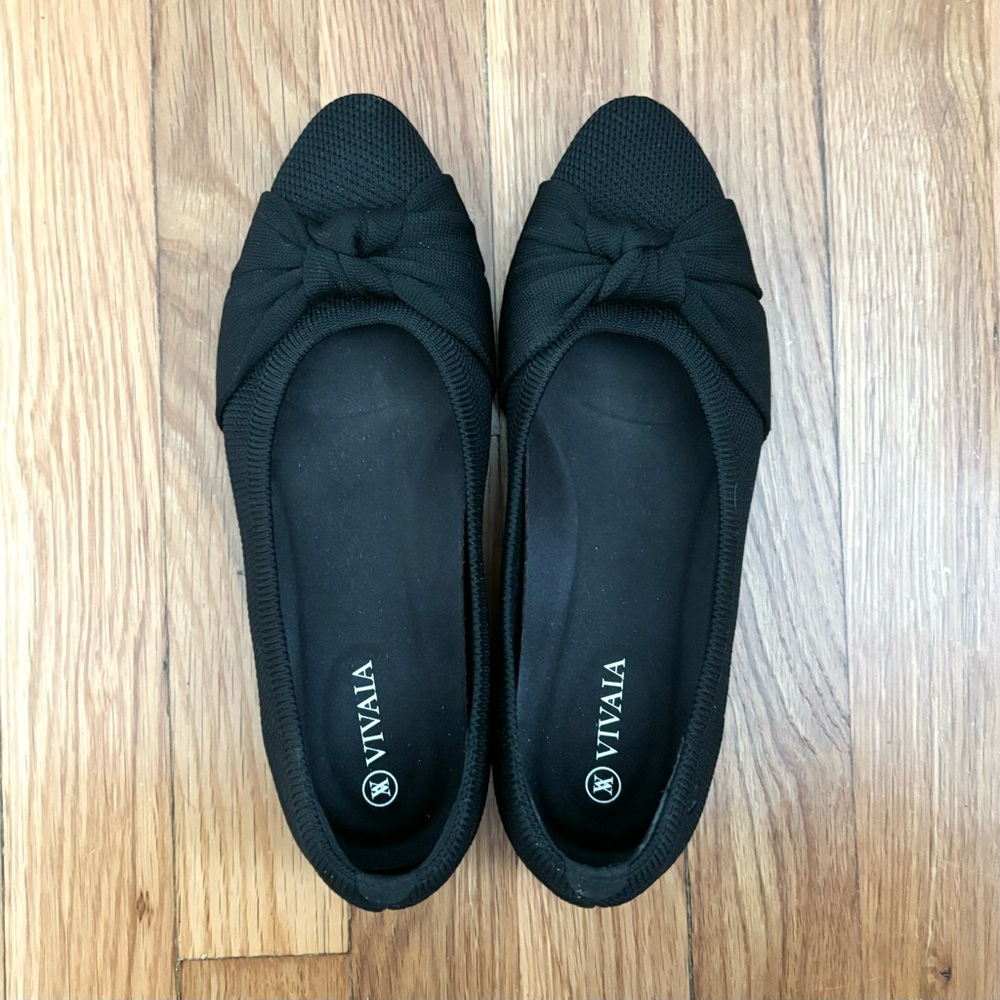 Vivaia Almond-Toe Knotted Flats